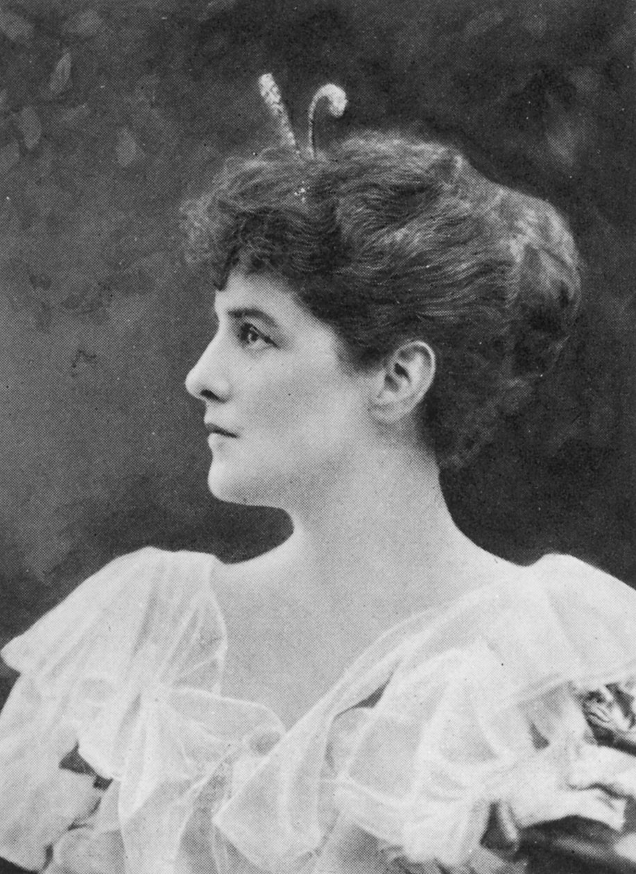 Miss Jennie Jerome, mais tarde Lady Randolph Churchill, 1921 de English Photographer
