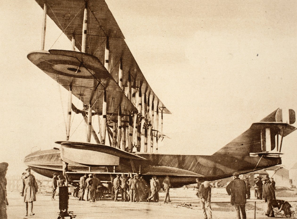 Vista lateral, de, um, avião, 1914-19 de English Photographer