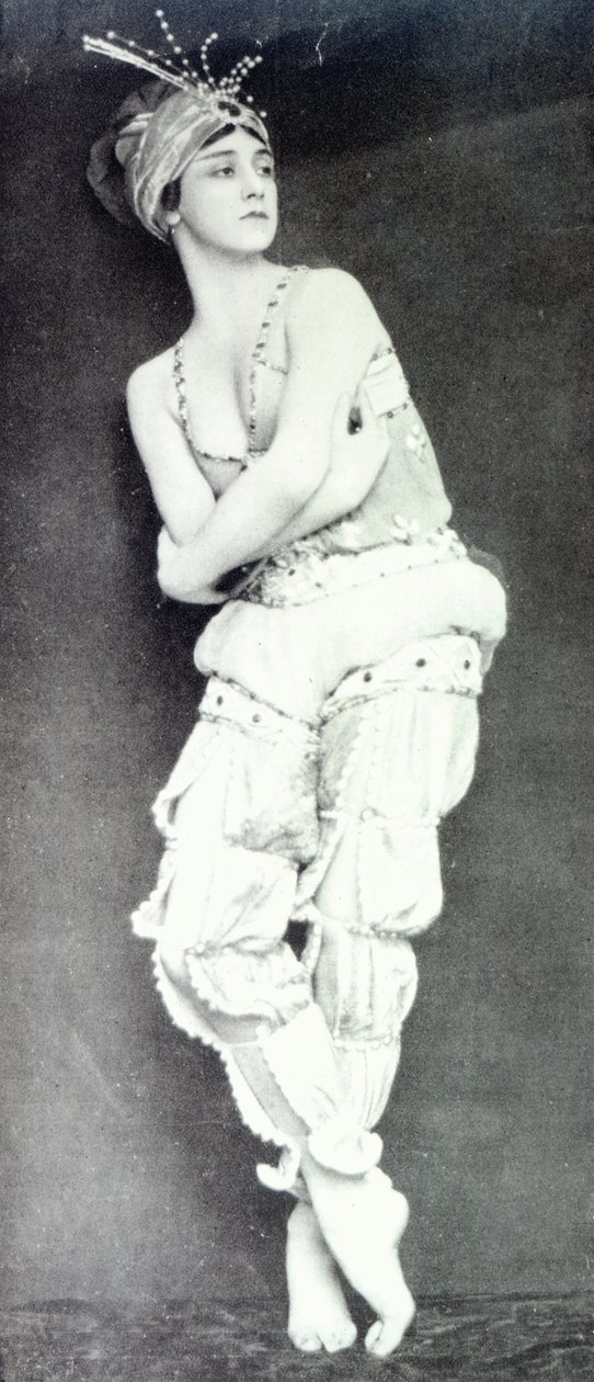Tamara Karsavina no papel de Zobeide do ballet &39;Scheherazade&39;, ilustração da revista &39;Tatler&39;, 8 de julho de 1914 de English Photographer