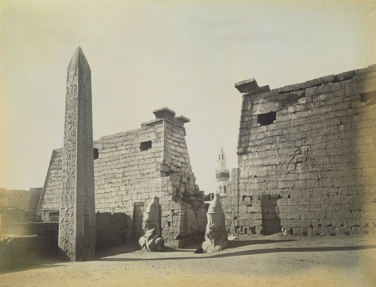 Templo de Luxor, 1878 de English Photographer