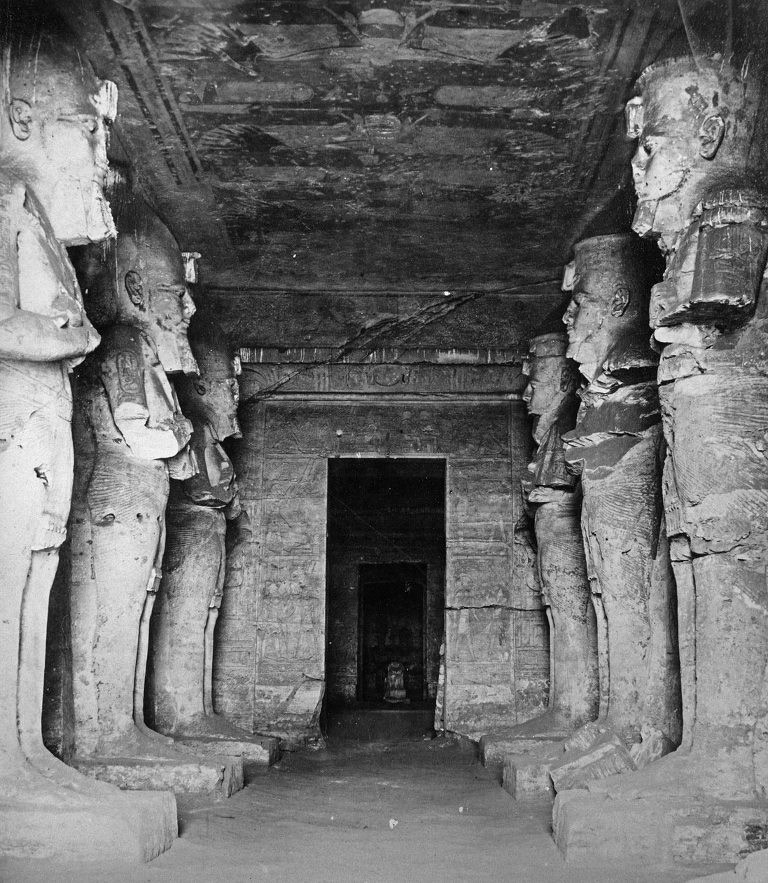 O Interior do Templo de Ramsés II, c.1904-05 de English Photographer