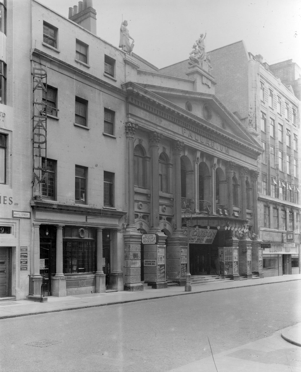 O London Palladium de English Photographer