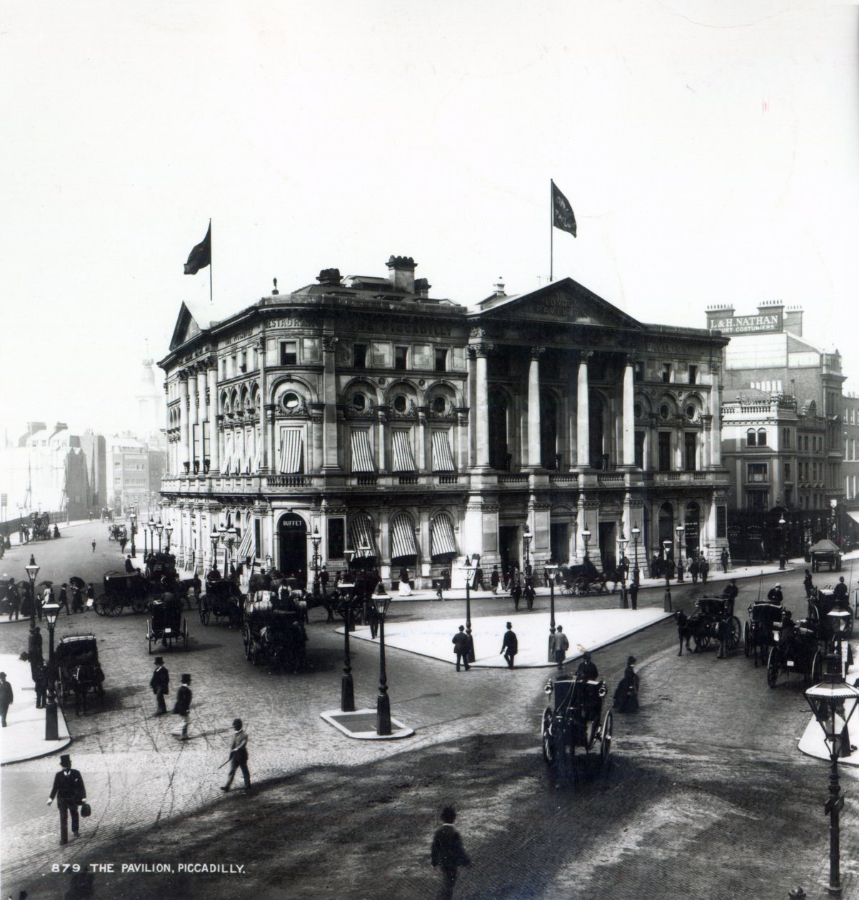 O pavilhão de Londres, Piccadilly de English Photographer