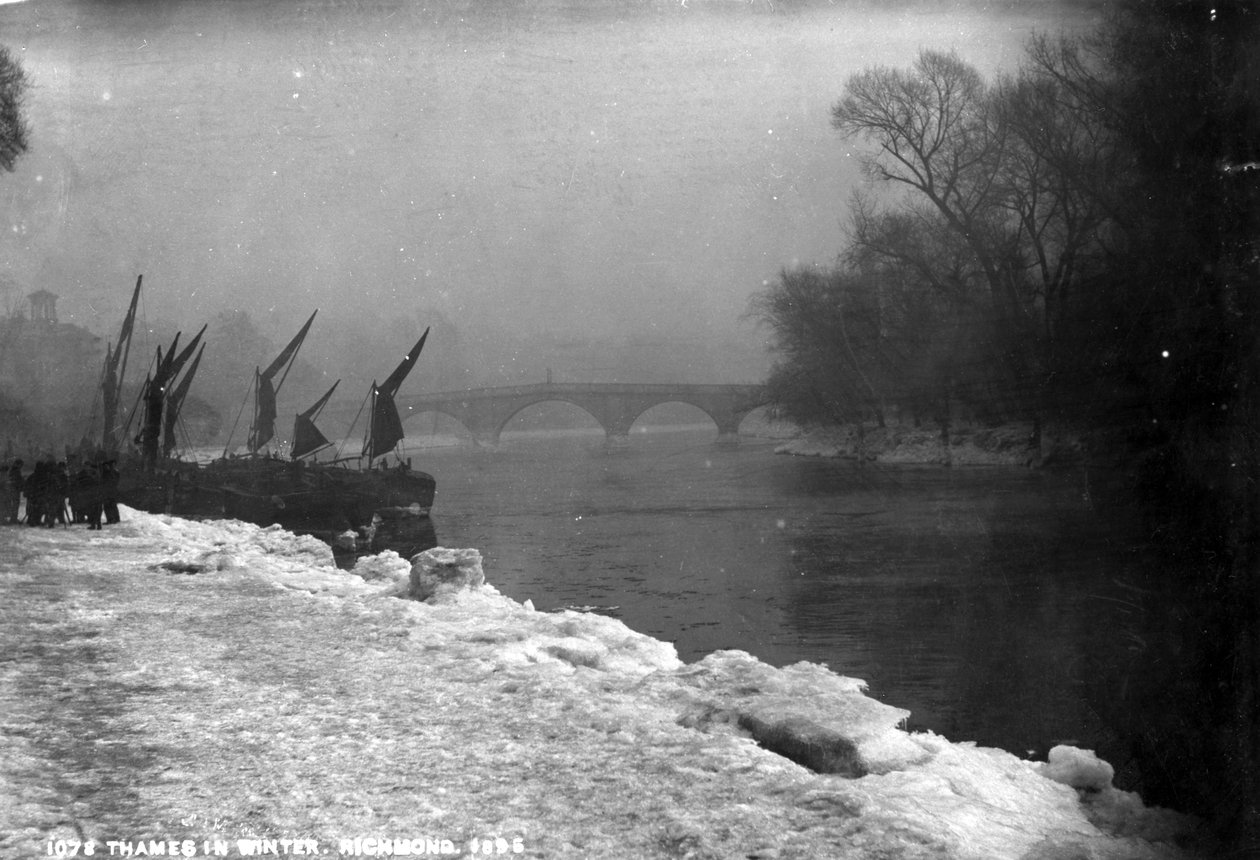 O Tâmisa no Inverno, 1895 de English Photographer