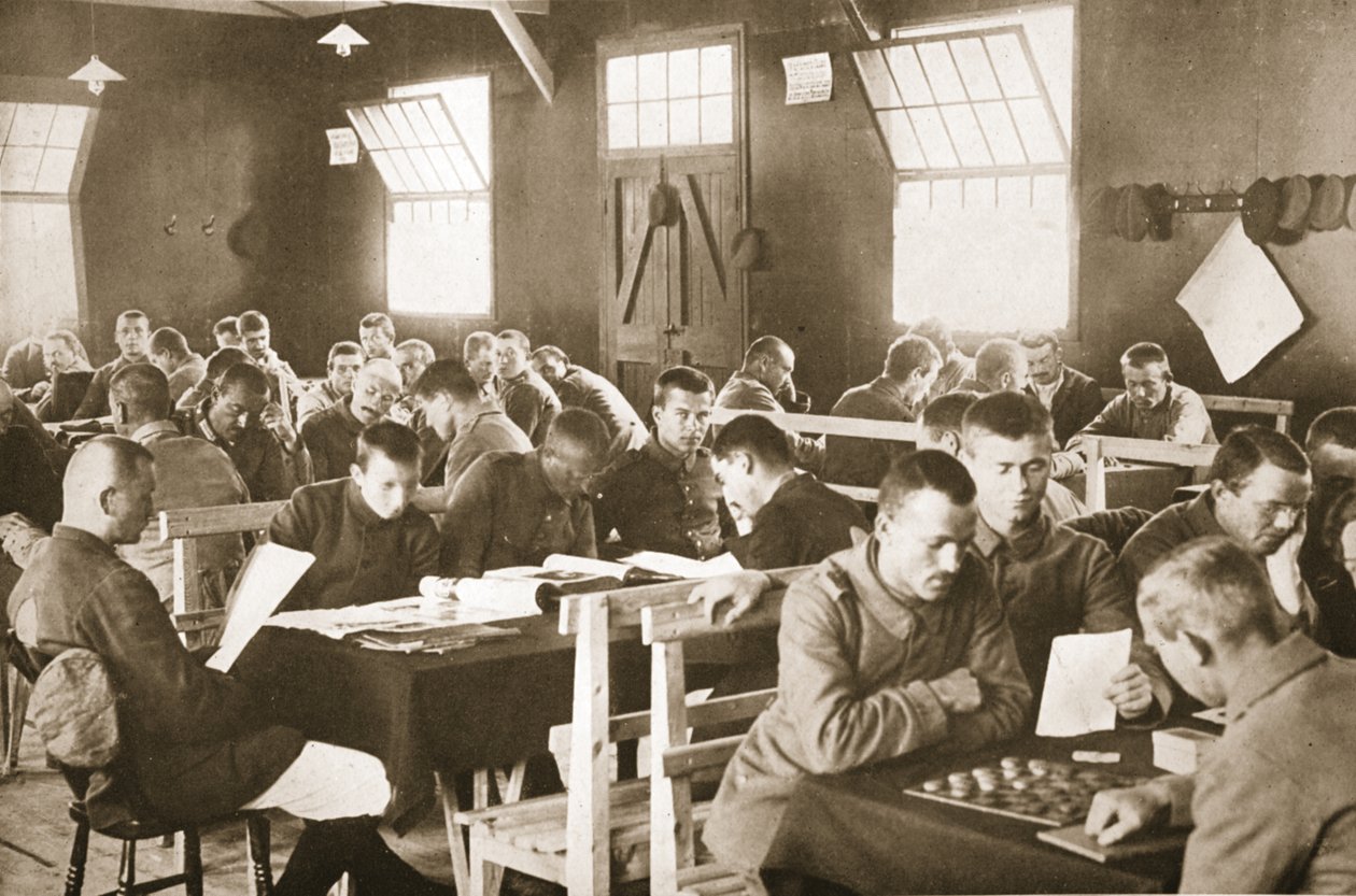 A sala de jogos da YMCA, Dorchester, ilustração dos prisioneiros alemães na Grã-Bretanha (fotogravura) de English Photographer
