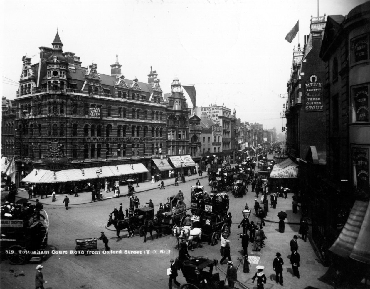Tottenham Court Road de Oxford Street, Londres, c.1891 de English Photographer