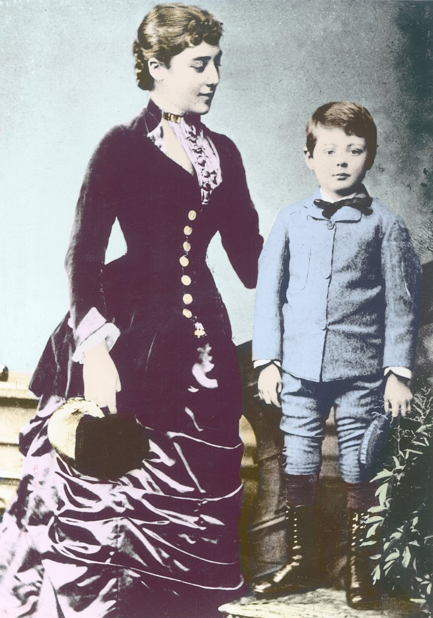 Winston Churchill com sua mãe, Lady Randolph Churchill de English Photographer