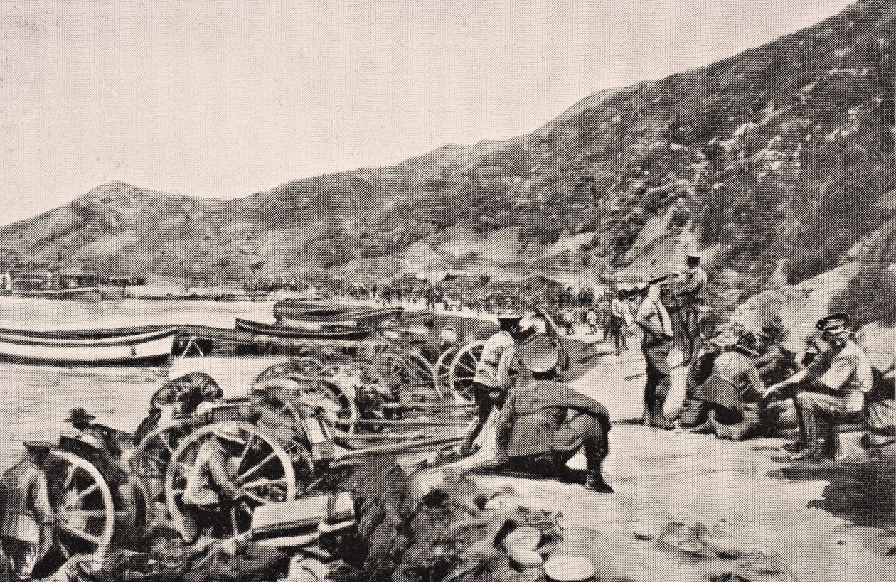 Tropas australianas em Anzac Cove Gallipoli Peninsula Turquia, 1915, de &39;The War Illustrated Album deLuxe&39;, publicado em Londres, 1916 de English School