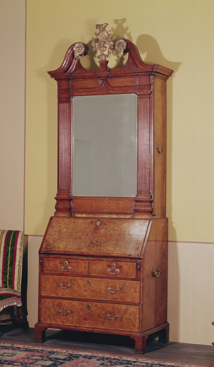 Gabinete do Gabinete por Samuel Bennet, c.1725-30 (nogueira com marchetaria) de English School
