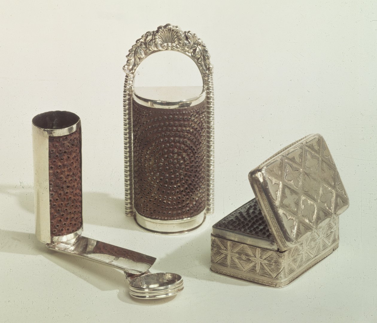 Coleção de raladores de noz-moscada, 1828-40 (prata) de English School