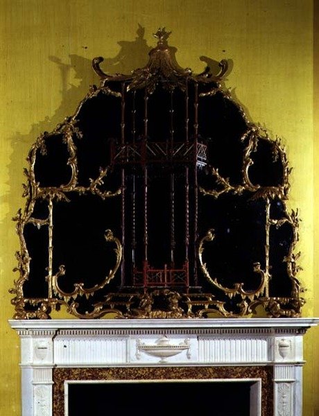 George II chinoiserie overmantle espelho, c.1750 (giltwood) de English School