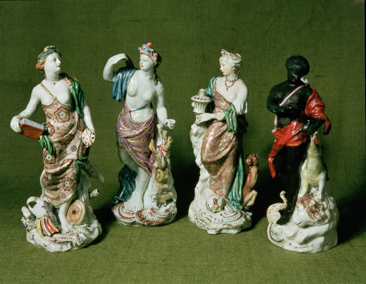 Figuras de porcelana de Plymouth dos Quatro Continentes, produzidas sob os moldes de William Cookworthy de Longton Hall, c.1770 (porcelana) de English School
