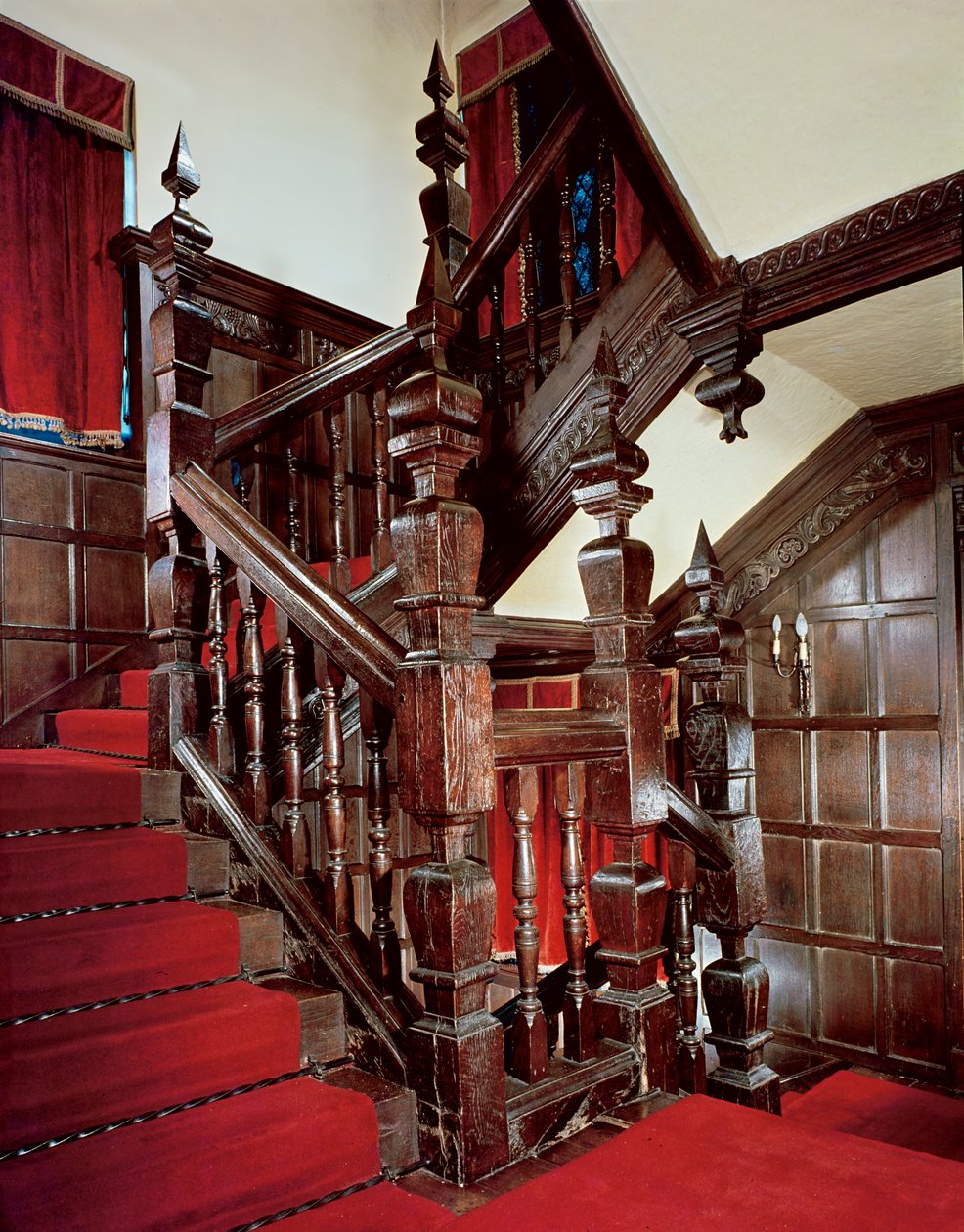A escada do poço, c.1600 de English School