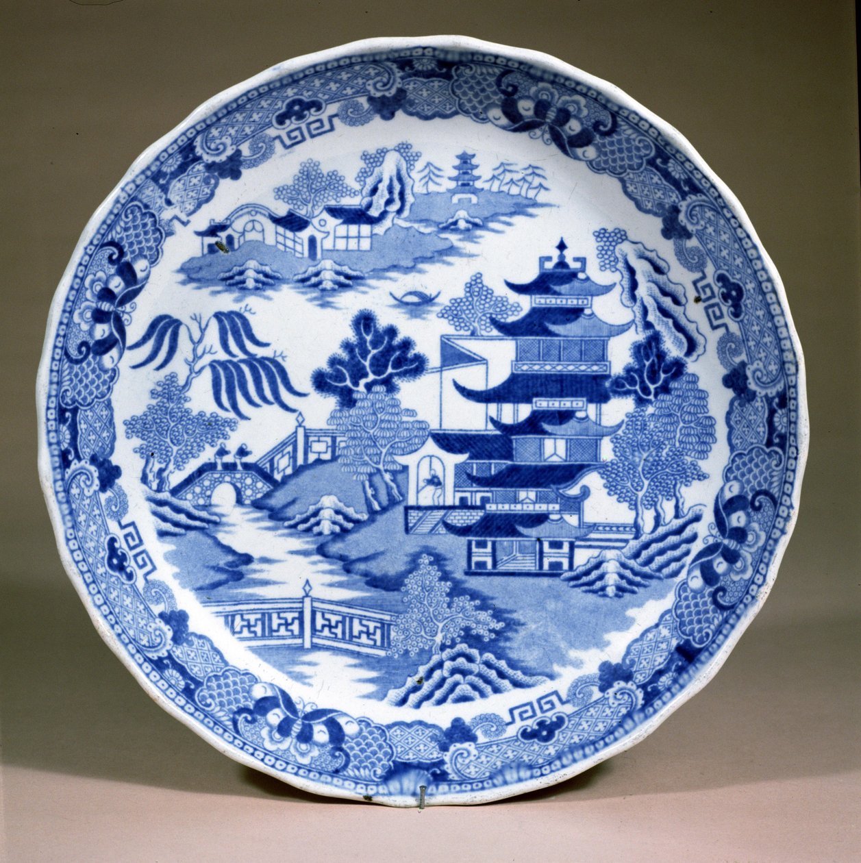 Placa padrão Willow Worcestershire, feita por Grainger Lee and Company, c.1850 (porcelana) de English School