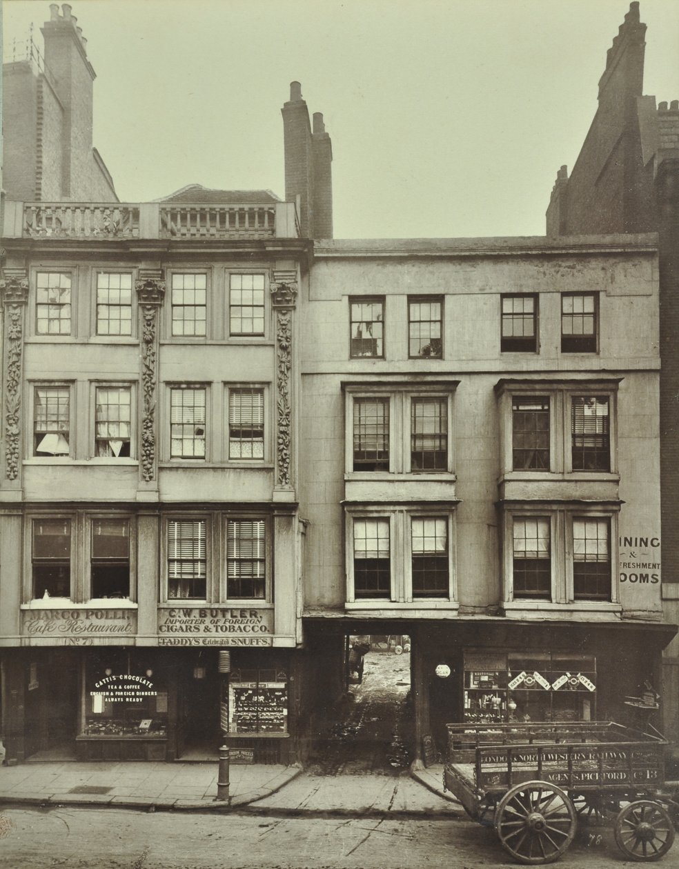 5-7 Aldgate, Londres, 1883 de English Photographer