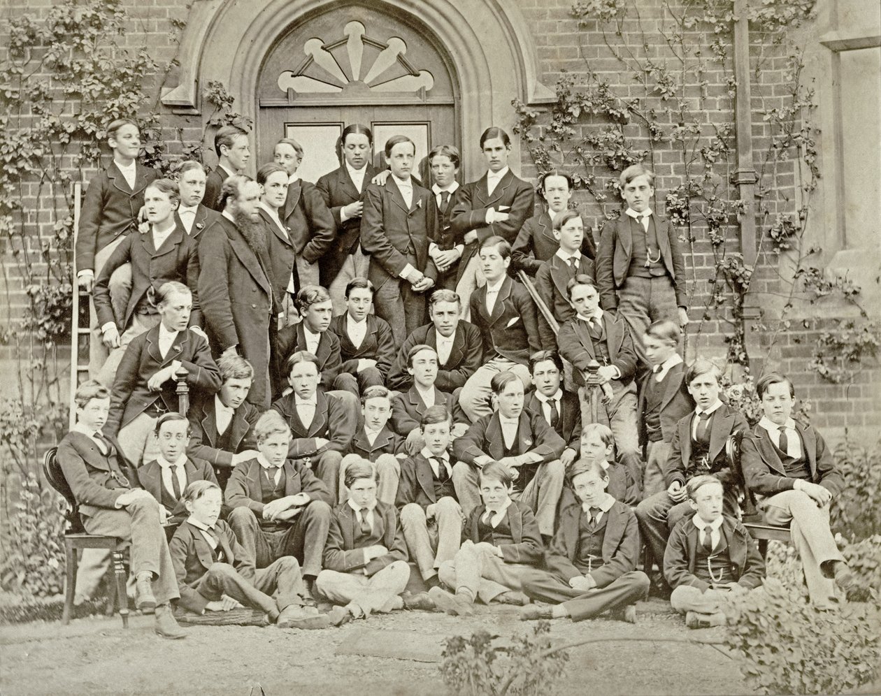 Uma fotografia da casa na faculdade de Eton, 1870s de English Photographer