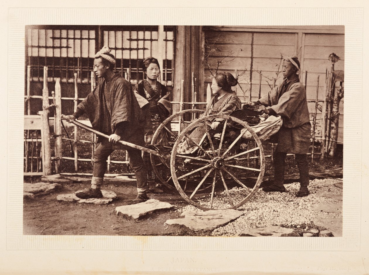 Um transporte público, Japão de English Photographer