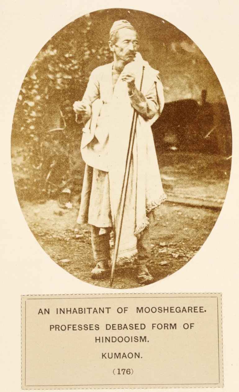 Um habitante de Mooshegaree, professa a forma degradada do hinduísmo, Kumaon, de The People of India, de J. Forbes Watson, publicado em 1868 (albumen print) de English Photographer