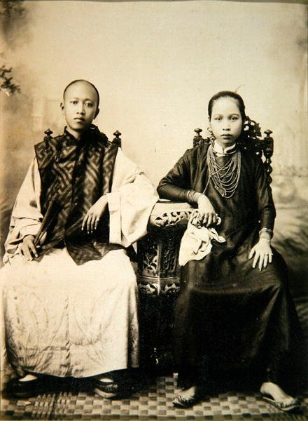 Annamite boy and girl in central Vietnam, c.1875 (estampa do albumen) de English Photographer