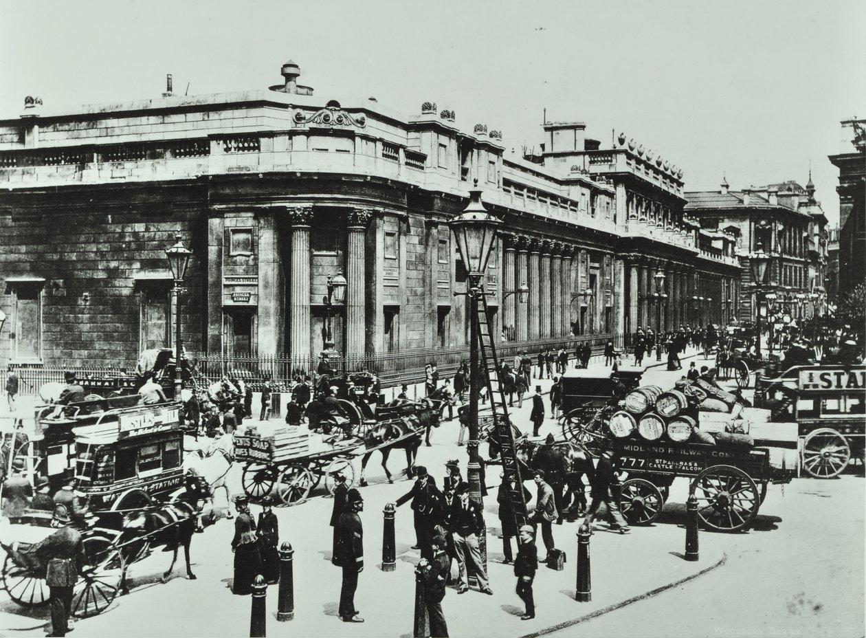 Banco da Inglaterra, Threadneedle Street, Cidade de Londres, 1890 de English Photographer