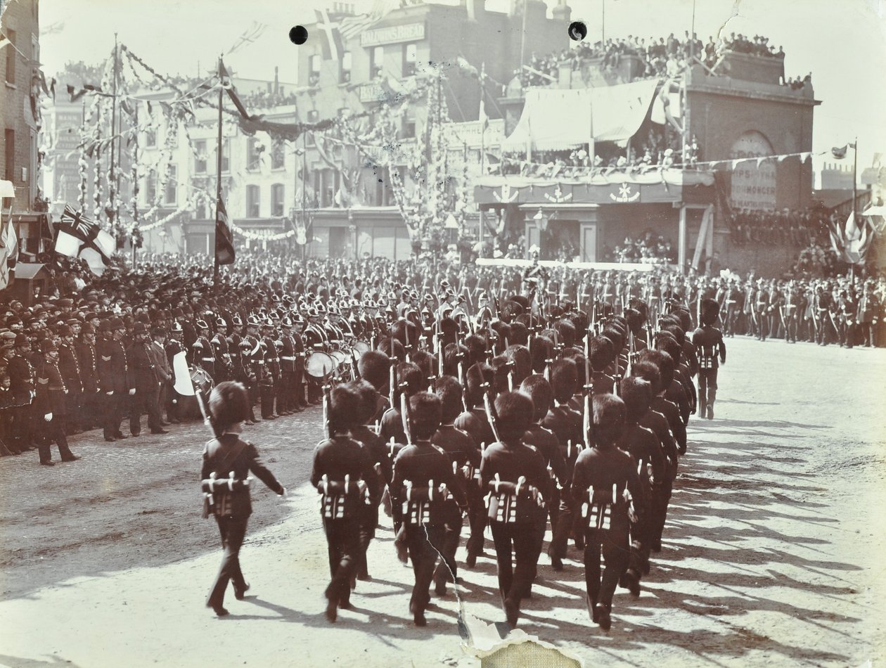 Túnel Blackwall: pagentria como o Príncipe de Gales, mais tarde o Rei Eduardo VII e a Princesa Alexandria assistem à abertura cerimonial do túnel, 1897 de English Photographer