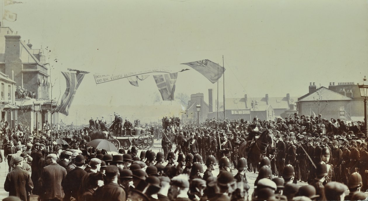 Túnel Blackwall: pagentria como o Príncipe de Gales, mais tarde o Rei Eduardo VII e a Princesa Alexandria assistem à abertura cerimonial do túnel, 1897 de English Photographer