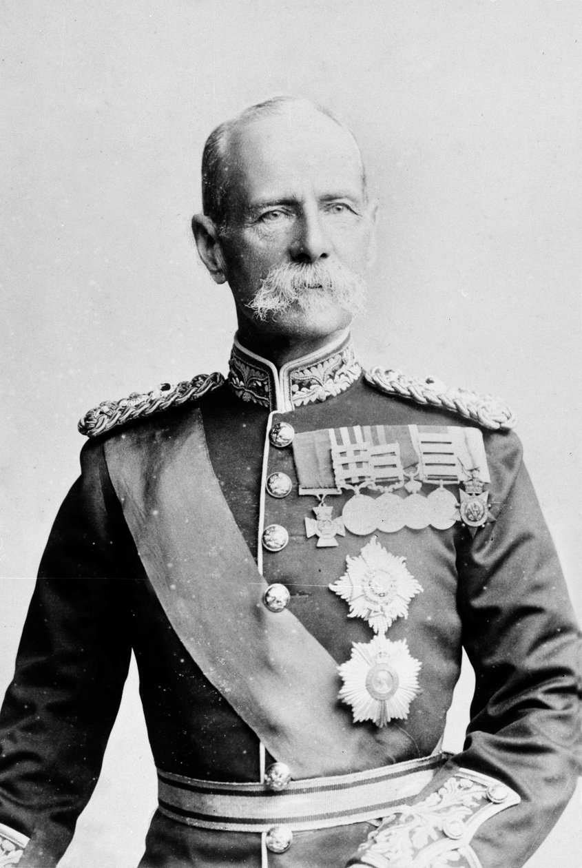 Marechal-de-campo Lord Roberts (1832-1914) em trajes completos, c.1895 de English Photographer
