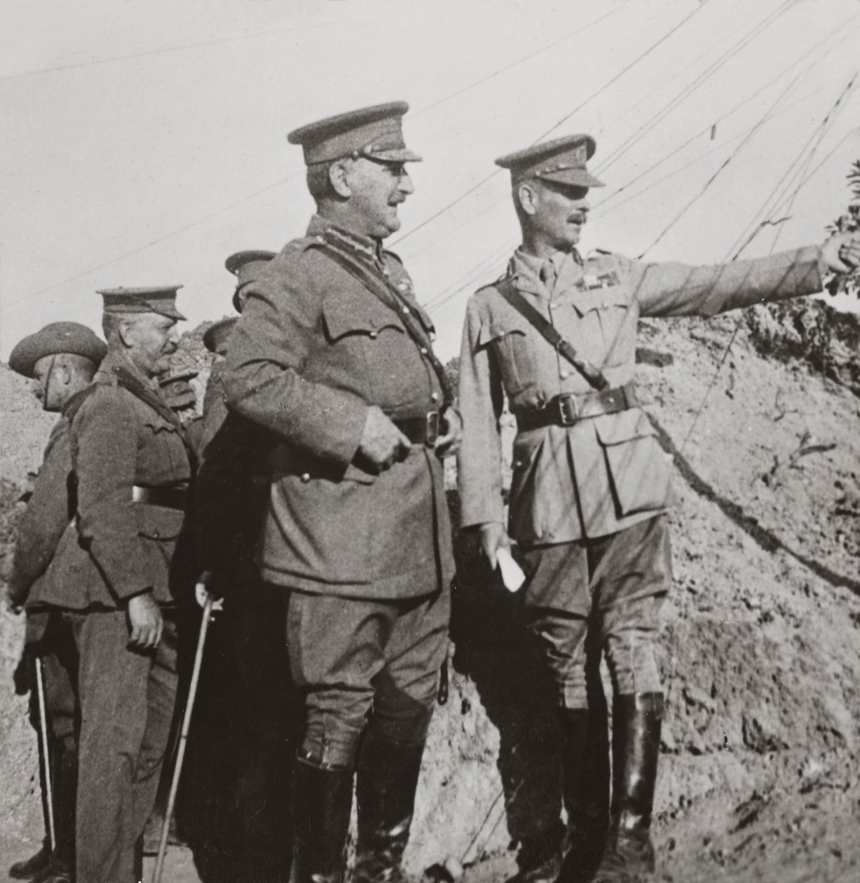 General Birdwoods otimismo alegre ganhou por ele fama imortal como a alma de Anzac de English Photographer