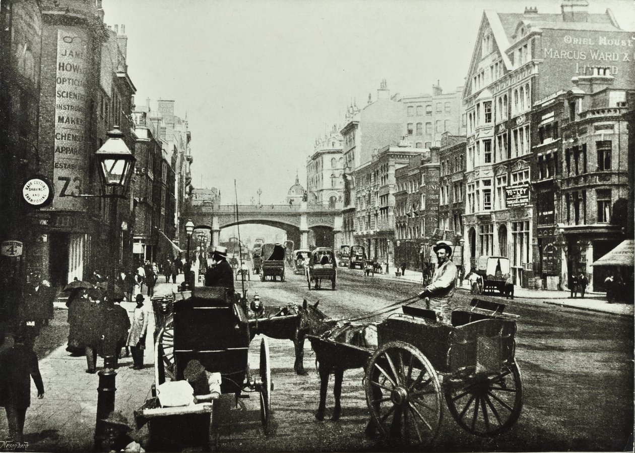 Viaduto de Holborn, Farringdon Street, olhando para o norte, cidade de Londres, 1890 de English Photographer