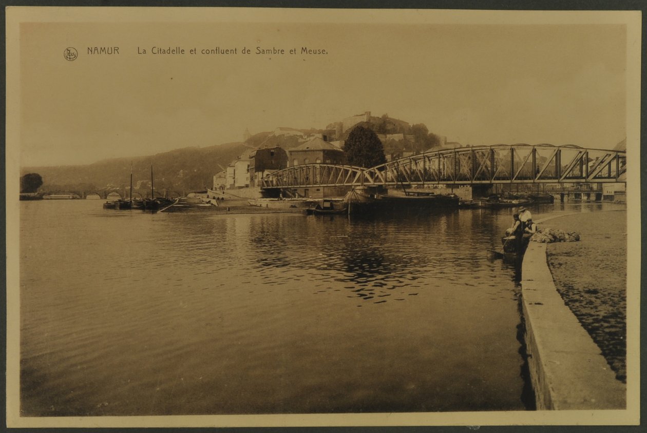 A cidadela e confluência de Sambre e Meuse, Namur, c.1914 de English Photographer