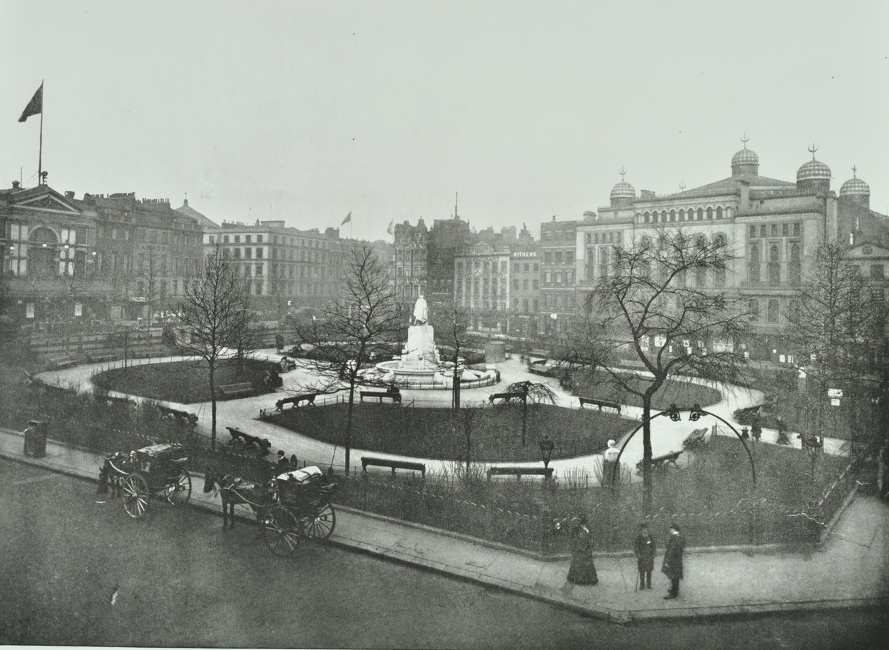 Leicester Square, Westminster LB: olhando para o nordeste, 1896 de English Photographer