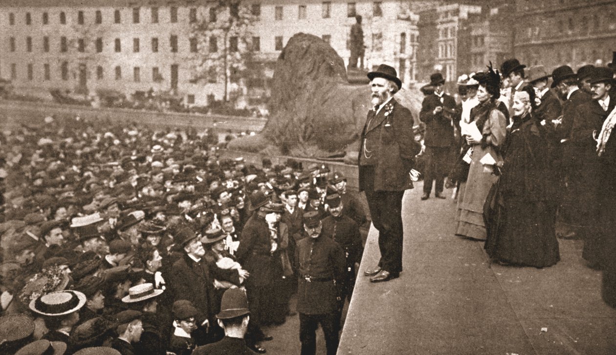 Keir Hardie discursa na primeira manifestação a favor do sufrágio feminino realizada em Trafalgar Square de English Photographer