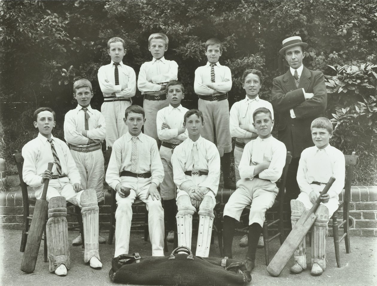 Rosendale Road School: equipe de críquete, 1897 de English Photographer