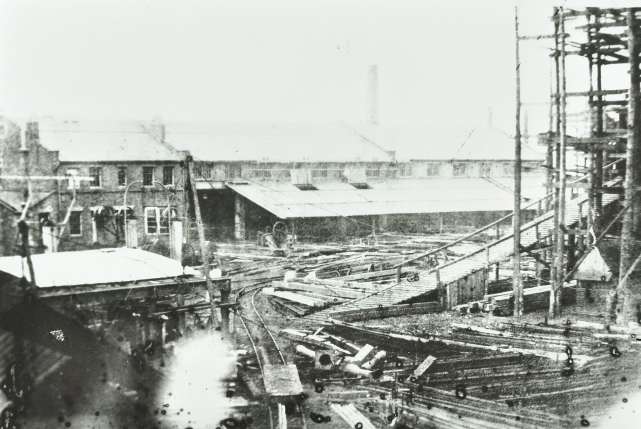Pátio de Construção Naval de Samudas, Londres, 1863 de English Photographer