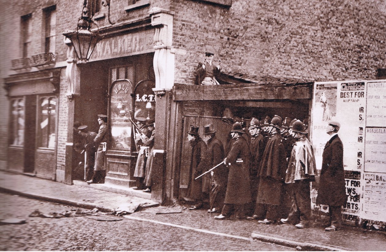 Cerco de Sidney Street, Londres de English Photographer