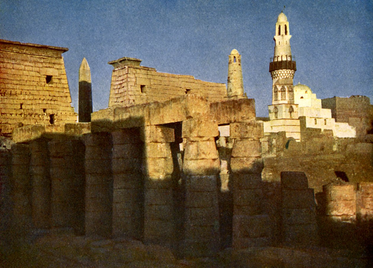 Templo de Luxor em eventide
