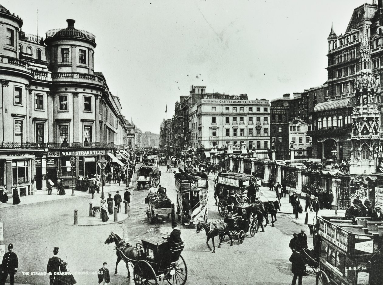 The Strand e Charing Cross, 1897 de English Photographer