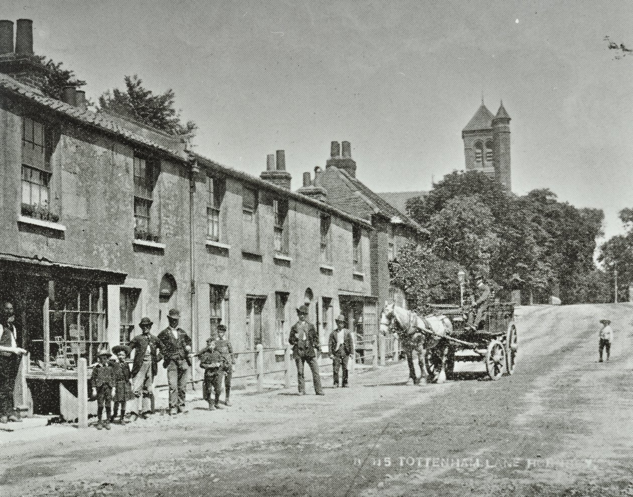 Tottenham Lane, Hornsey: elevações frontais, 1893 de English Photographer