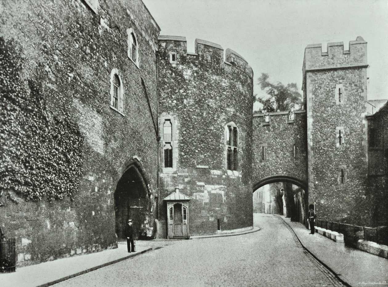 Torre de Londres, Tower Hill: A Torre Sangrenta, 1890 de English Photographer