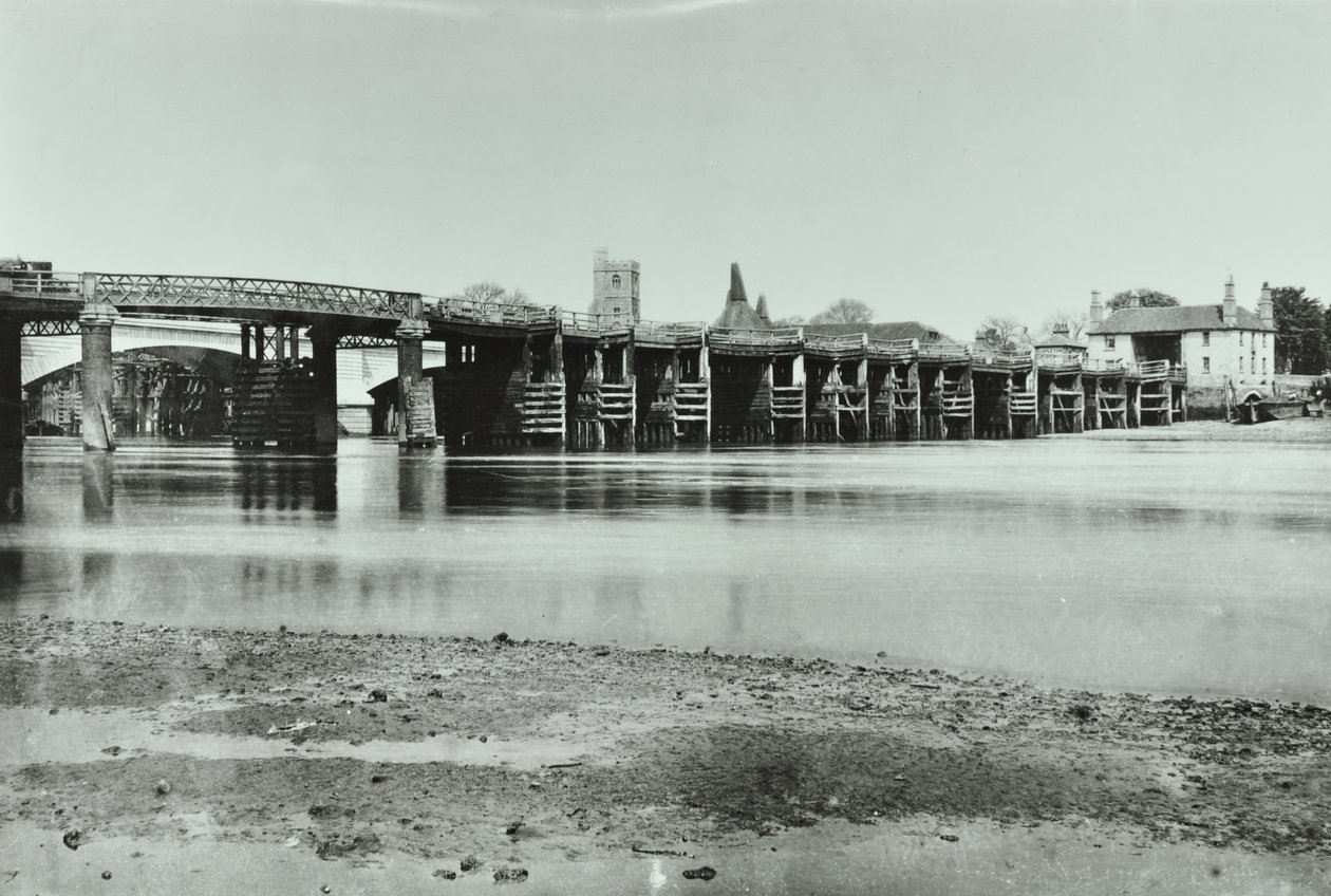 Vista, de, antigas, e, novo, putney, pontes, com, oast, casa, e, tudo, santos, igreja, em, fundo, 1885 de English Photographer