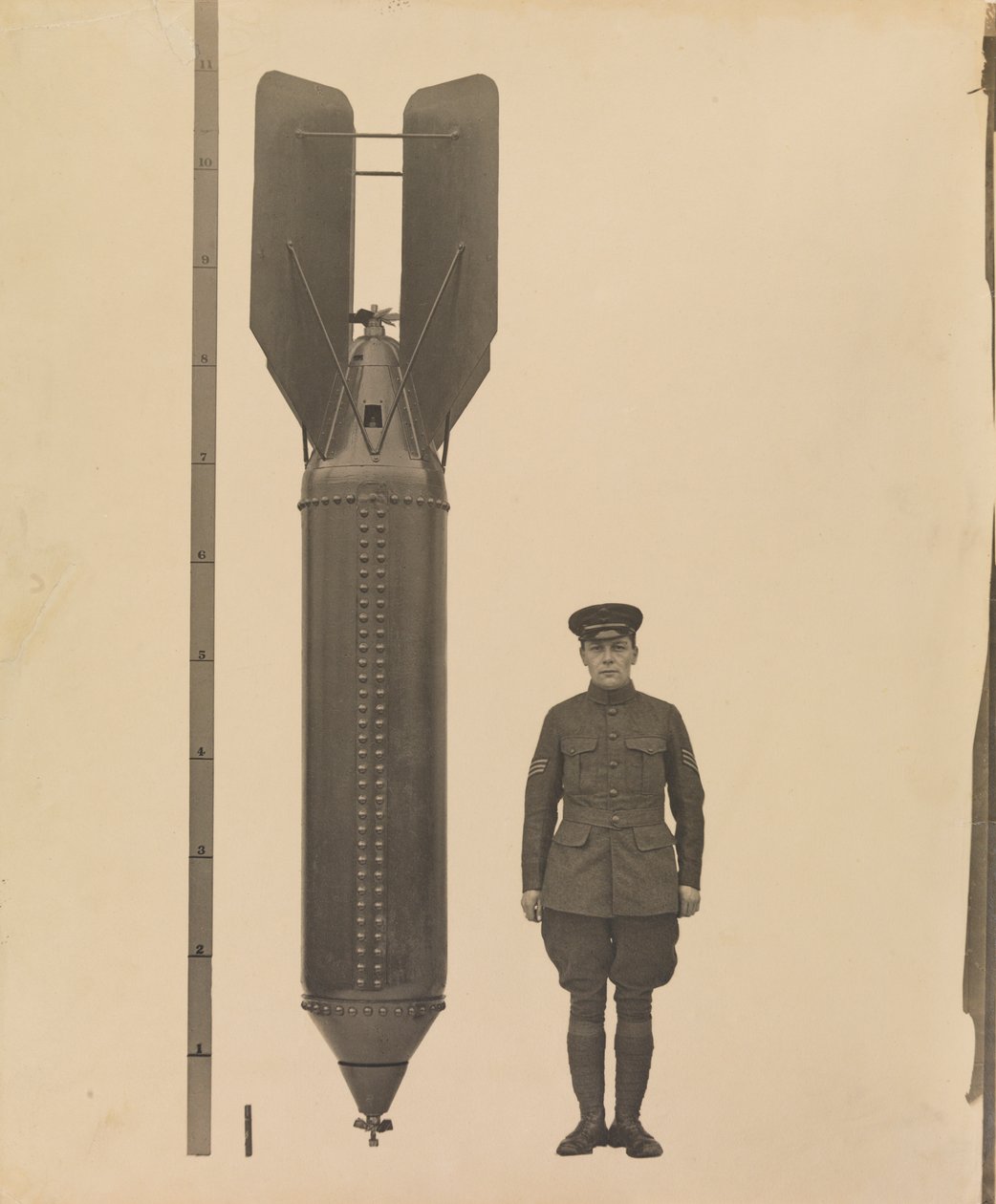 O que Berlin perdeu, 1918 (impressão de gelatina de prata) de English Photographer