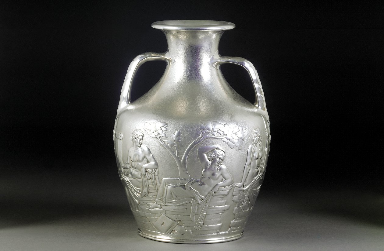 Uma réplica vitoriana de prata do Vaso de Portland, 1844 de English School