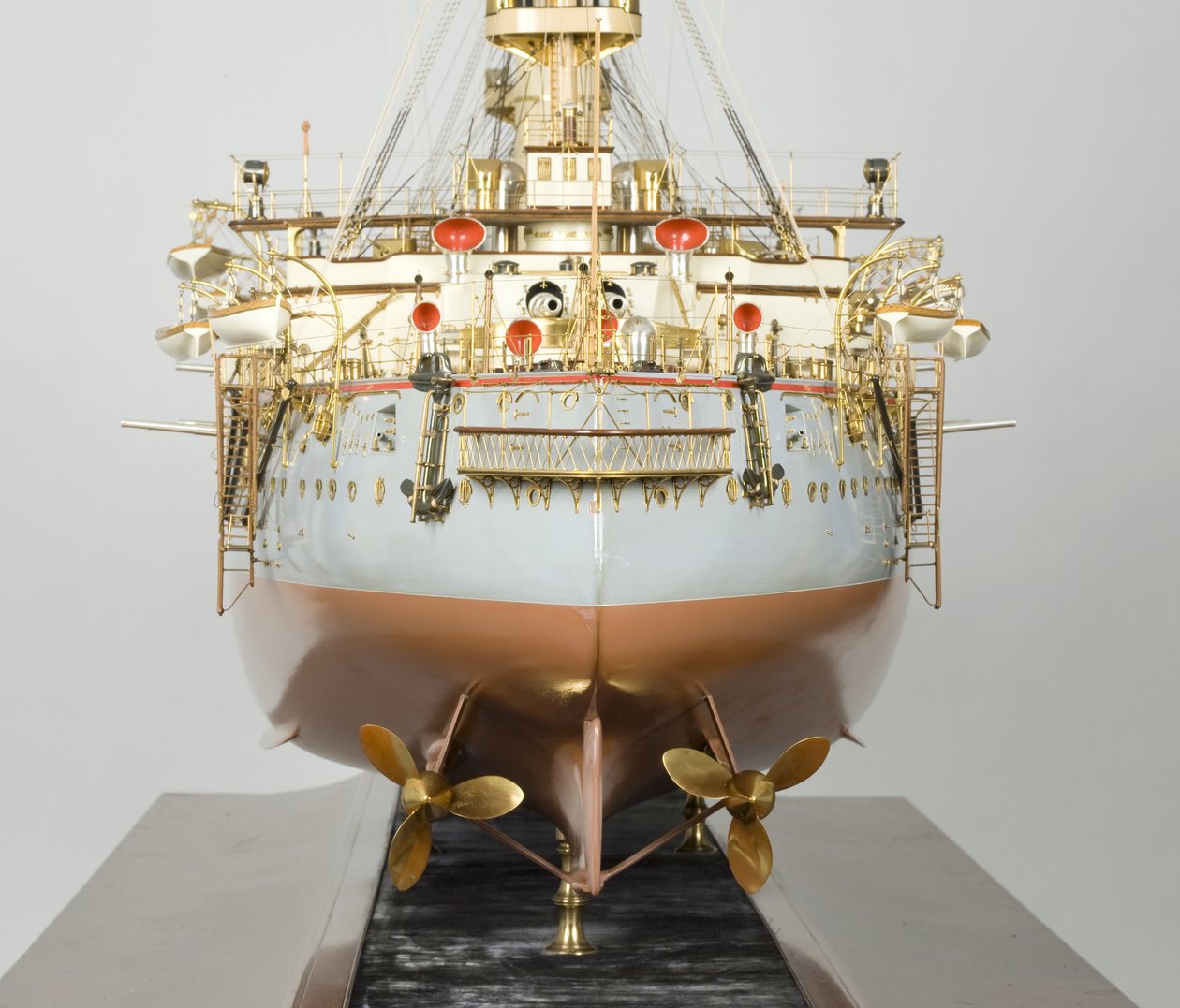 Modelo do construtor de navio de guerra japonês "Hatsuse", c.1890-99 de English School
