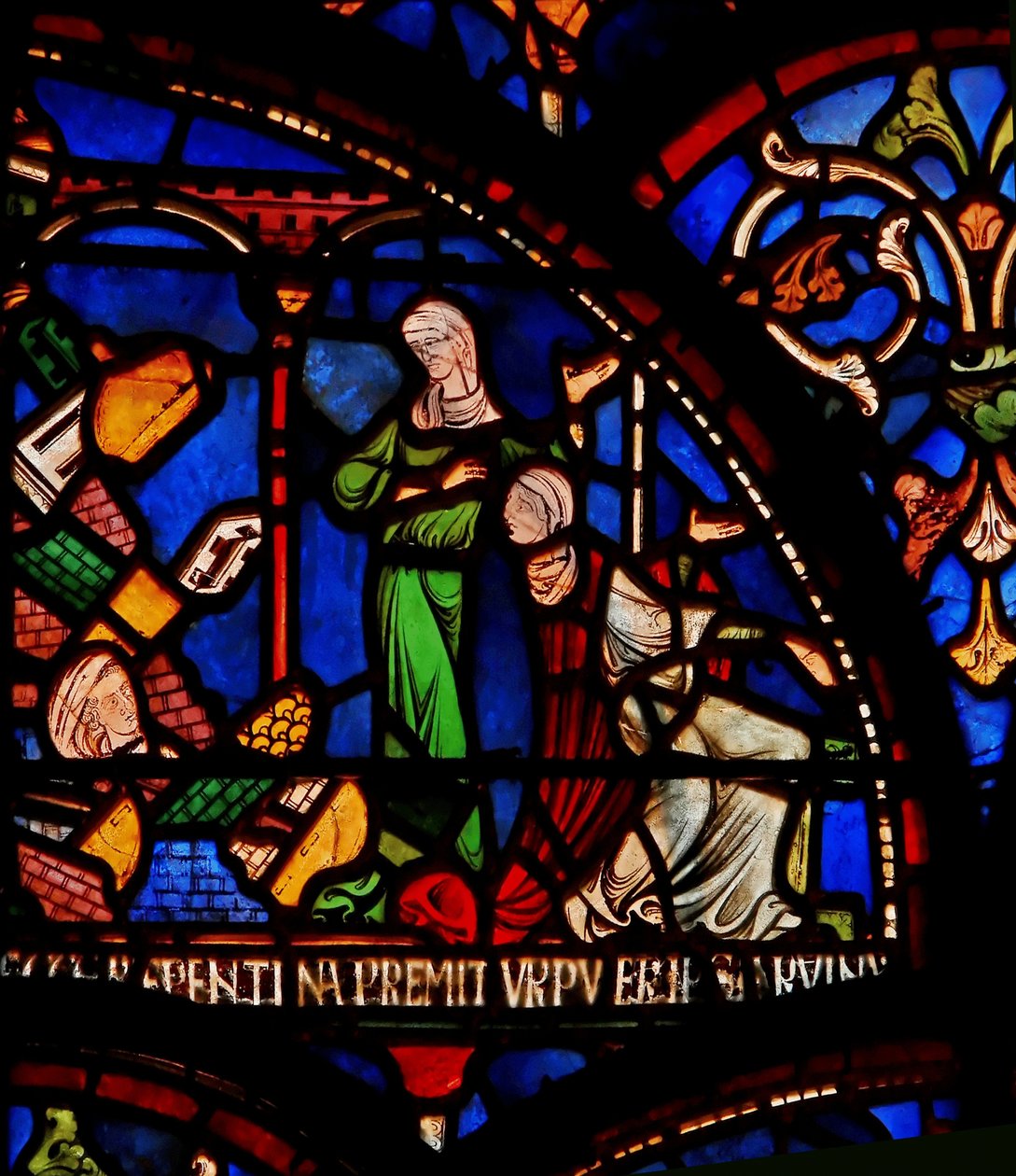 Detalhe da janela do milagre que descreve uma parede que cai sobre o bebê Geoffrey de Winchester de English School