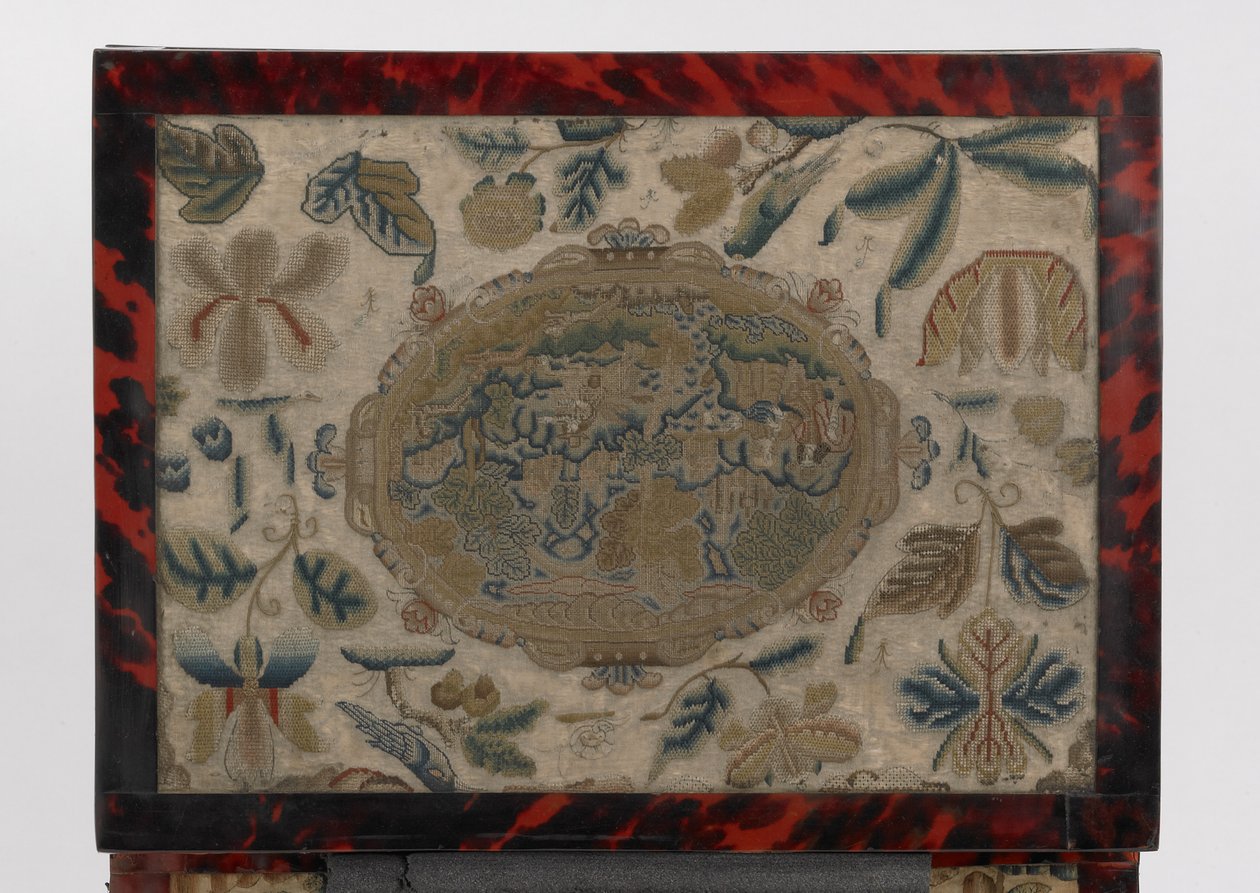 Caixão bordado, c.1660 (seda, lona, madeira, tartaruga e montagens de prata) de English School