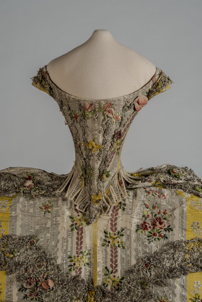 Boneca da moda de Mântua (corpete) de English School