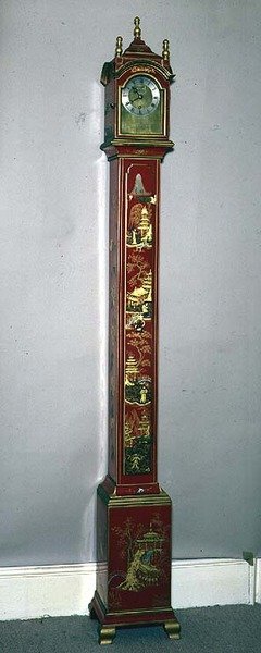 Relógio da avó, decorado com chinoiserie dourada, capô abobadado e mostrador de latão de Samuel Short de English School