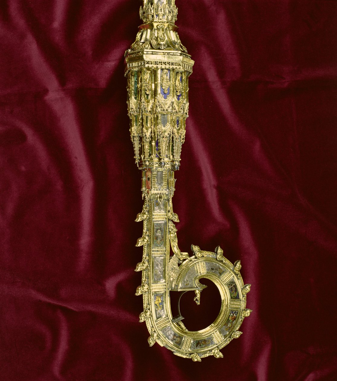 Cabeça e curva do crozier de Guilherme de Wykeham (c.1320-1404): lado de Paulo (prata dourada) (detalhe) (ver 205100-32) de English School