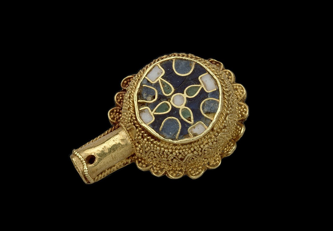 Minster Lovell Jewel, provavelmente do século XVII (esmalte e ouro cloisonne) de English School