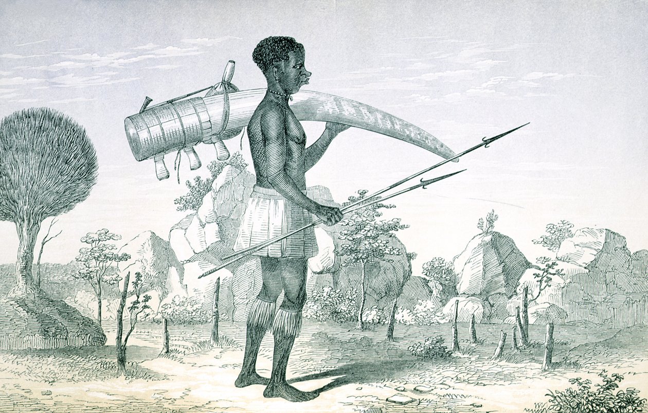 Nativo carregando uma presa de elefante de marfim decorada, de The Lake Regions da África Central, por Richard F. Burton (1821-90), 1860 de English School